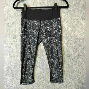 Lululemon Mesh And Pocket Capri Leggings - Size 2